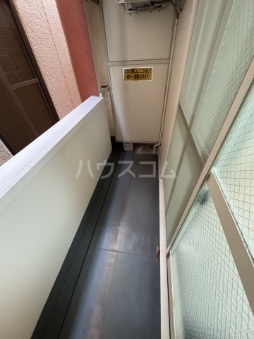 18/27 バルコニー