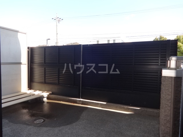 13/21 バルコニー