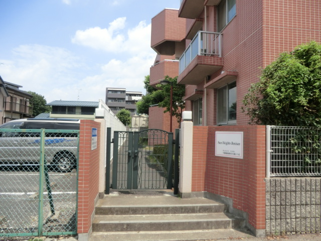 22/30 エントランス