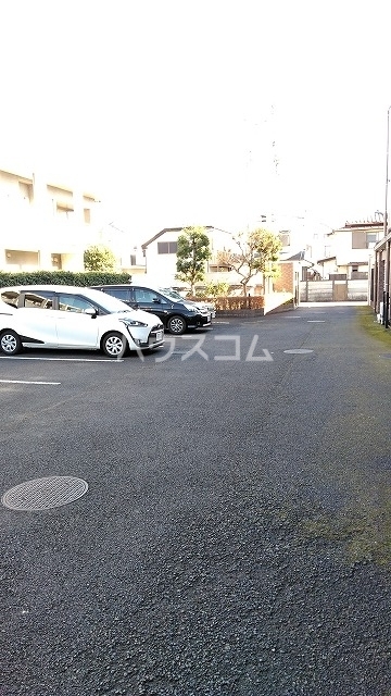 26/30 駐車場