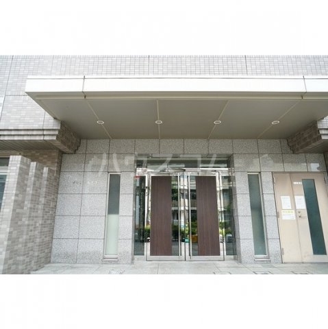 21/26 エントランス