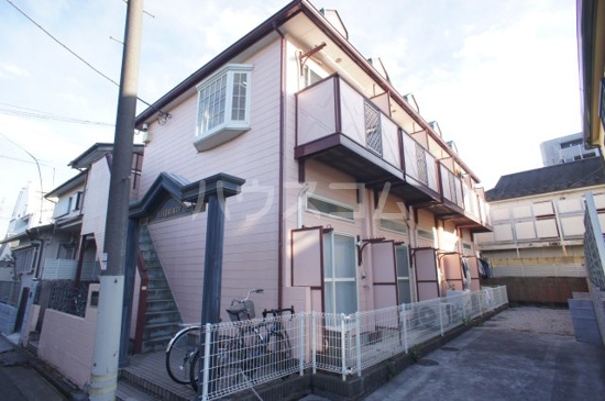 2/4 エントランス