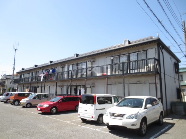 2/4 駐車場