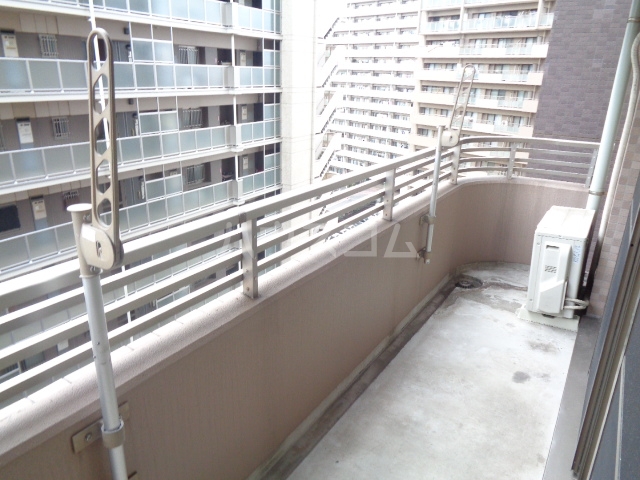 25/30 バルコニー