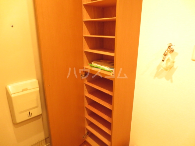 19/26 エントランス