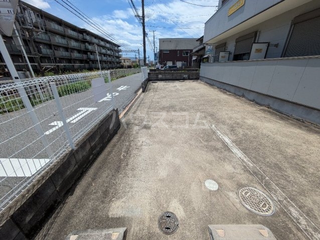 2/11 駐車場