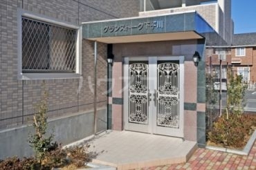 17/23 エントランス