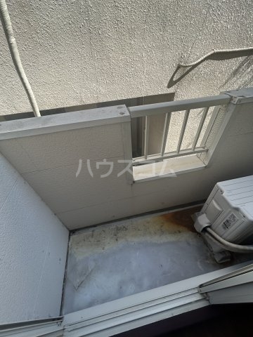 13/22 バルコニー