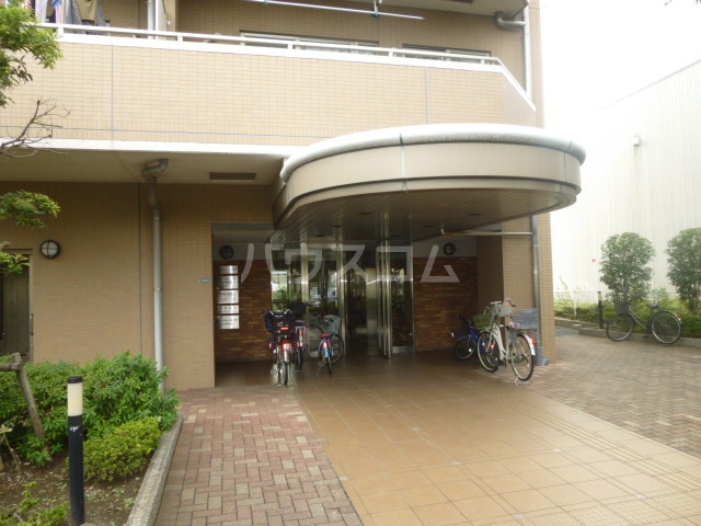 2/6 エントランス