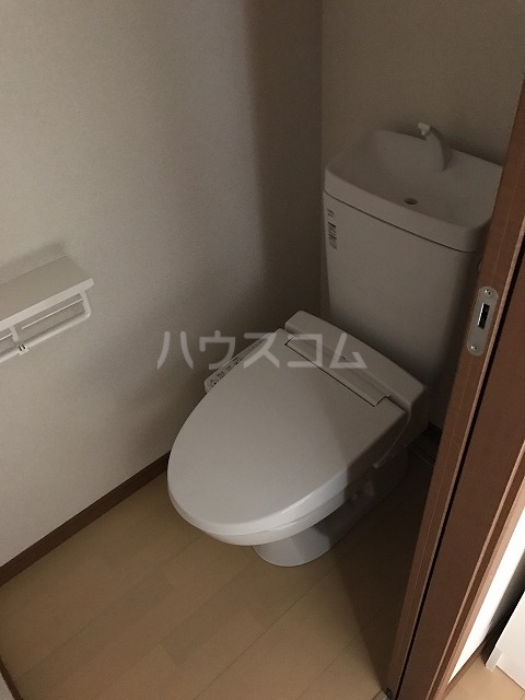 13/30 トイレ