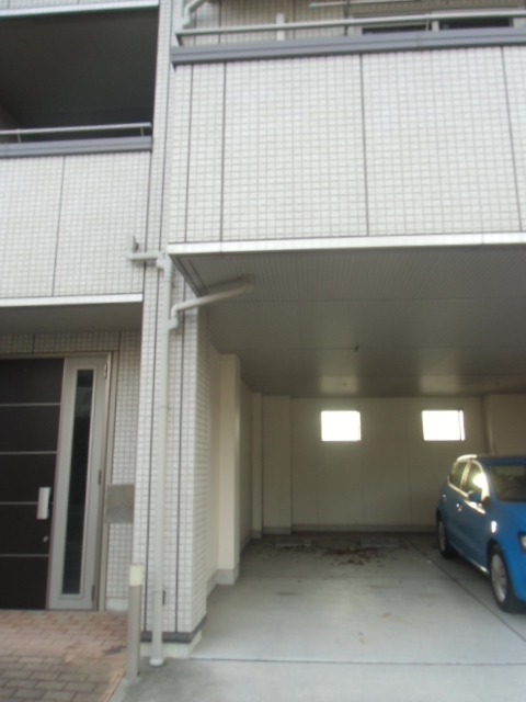 19/20 駐車場