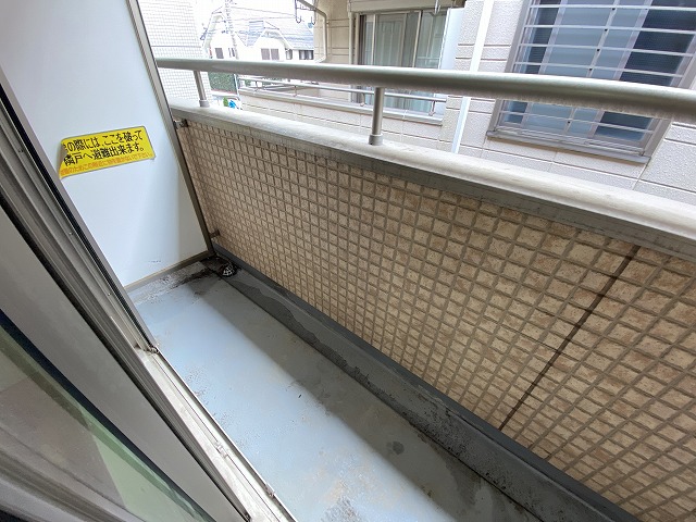23/30 バルコニー