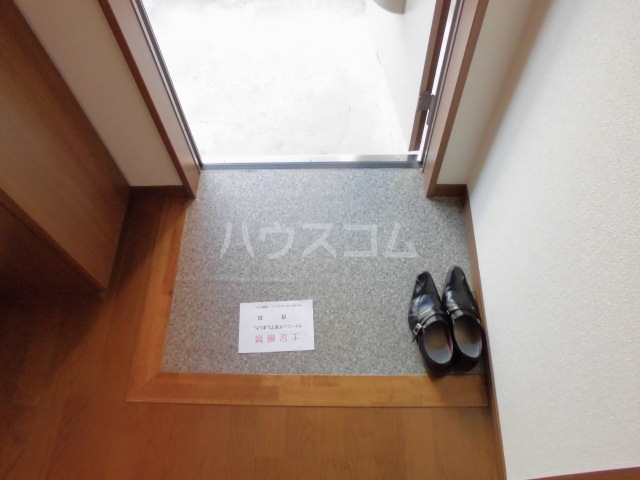 17/26 エントランス