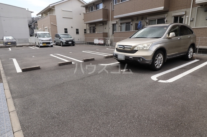 8/17 駐車場