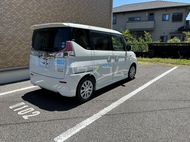 3/4 駐車場