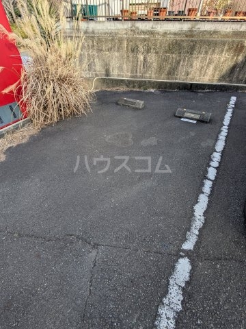 17/18 駐車場