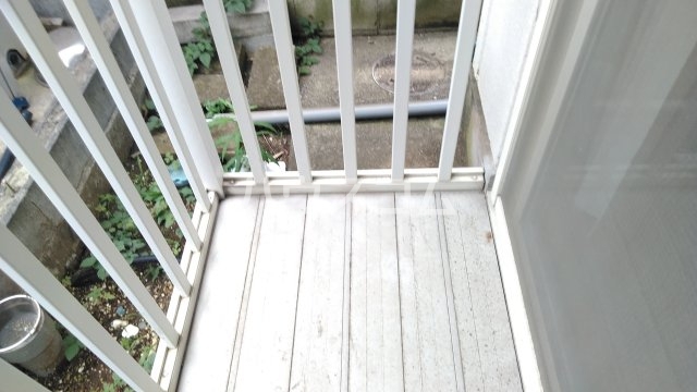 13/22 バルコニー