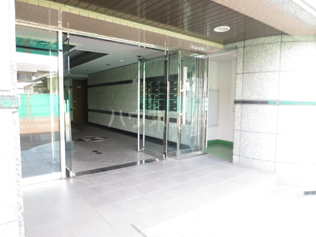 14/23 エントランス