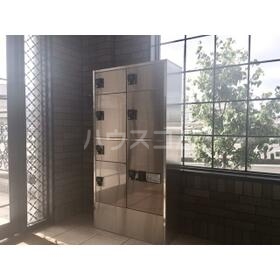 16/17 エントランス