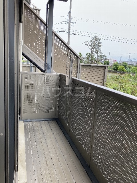 14/19 バルコニー