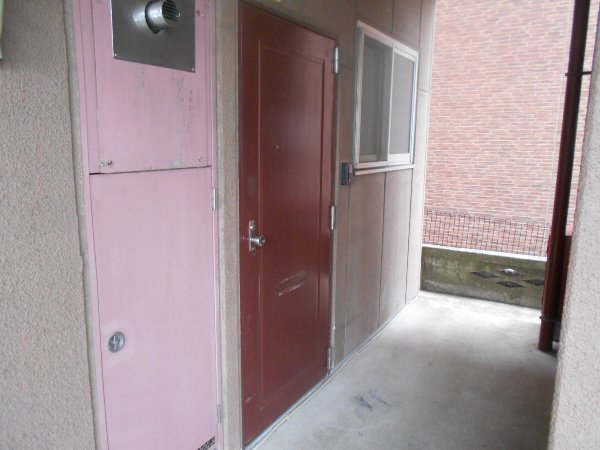 21/28 エントランス