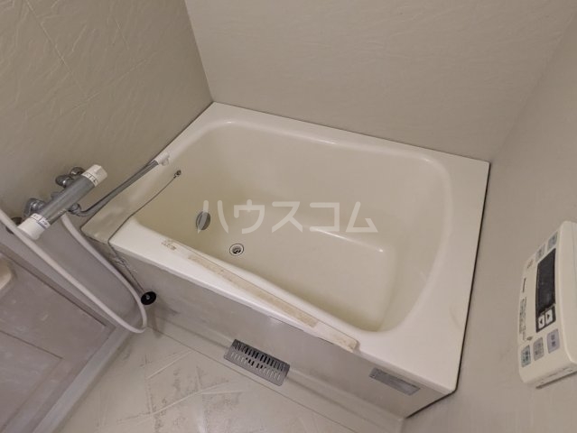 14/27 浴室