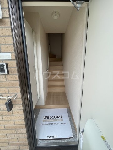 14/30 玄関