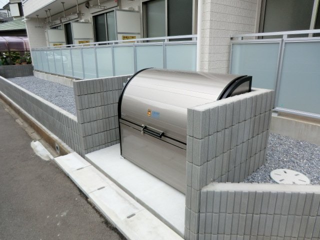2/30 外観