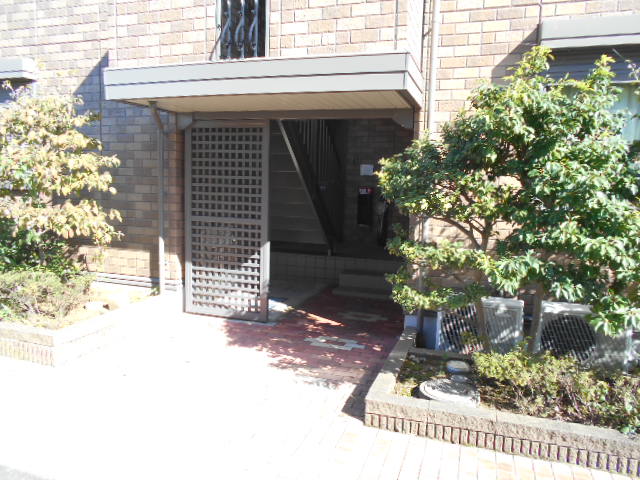 2/11 エントランス