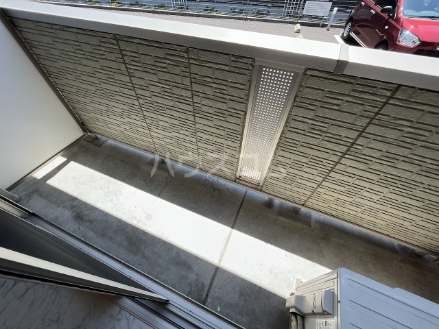 23/30 バルコニー