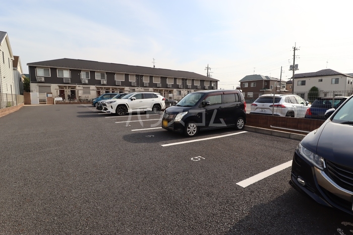 26/30 駐車場