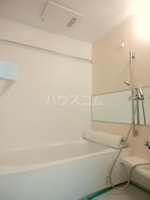 14/30 浴室