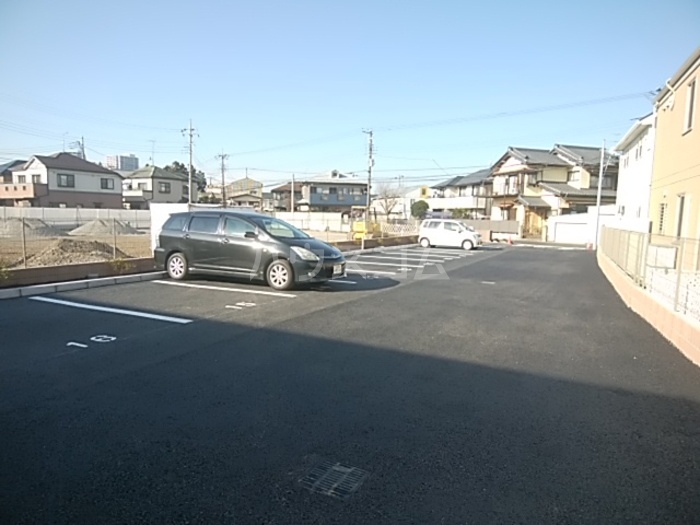 20/30 駐車場