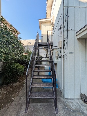 13/16 エントランス