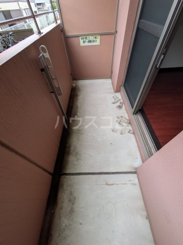 13/21 バルコニー