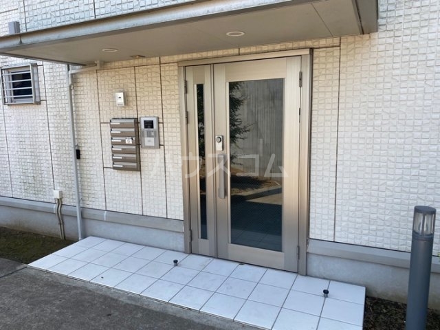 2/10 エントランス