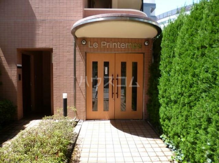 15/24 エントランス