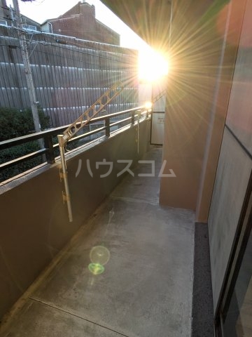 13/16 バルコニー