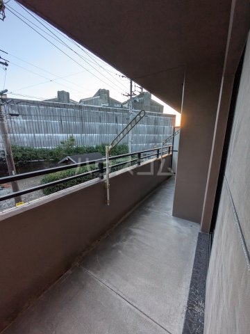 13/16 バルコニー