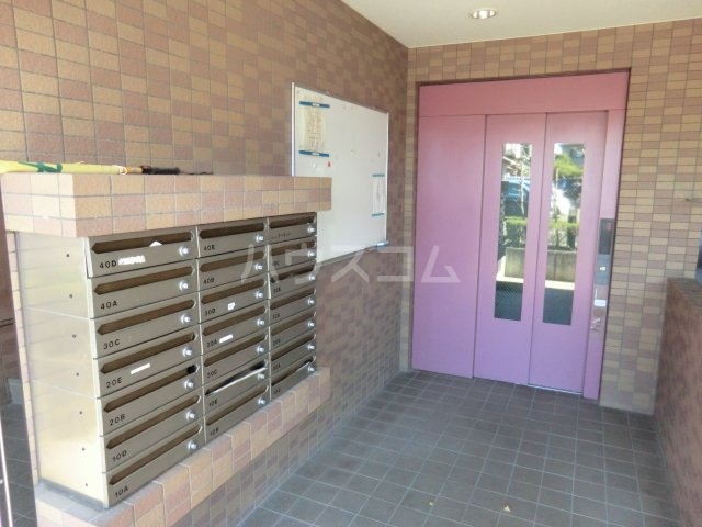 15/17 エントランス