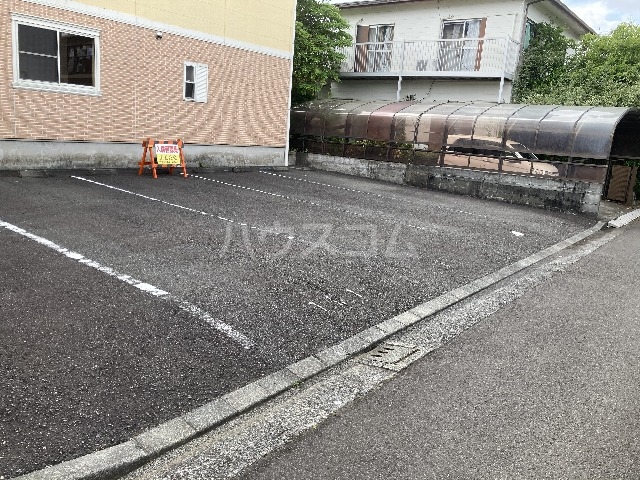 20/22 駐車場
