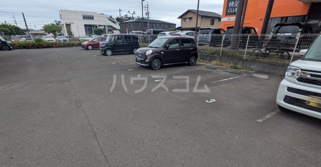 3/3 駐車場