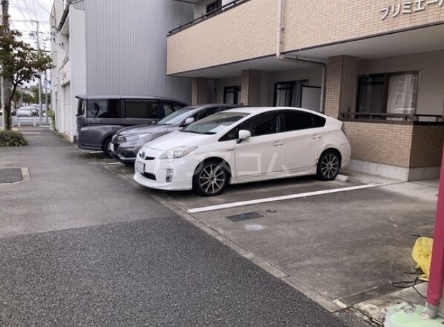 3/10 駐車場