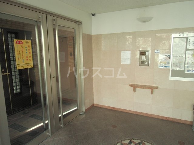 15/25 エントランス