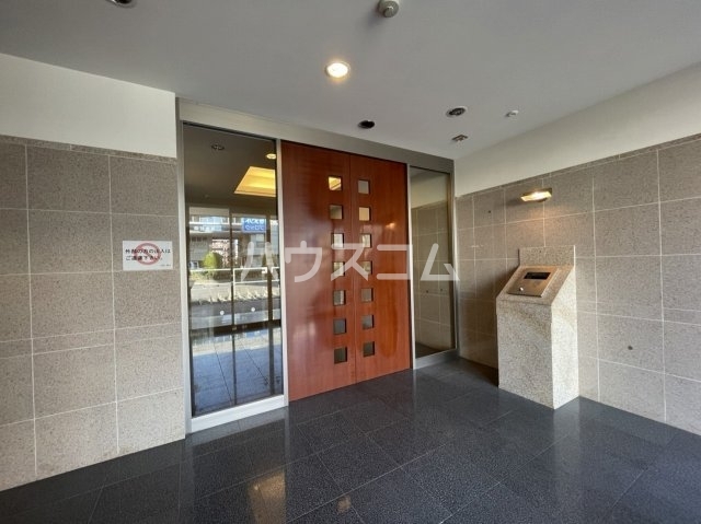 14/22 エントランス