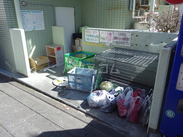 22/30 駐車場