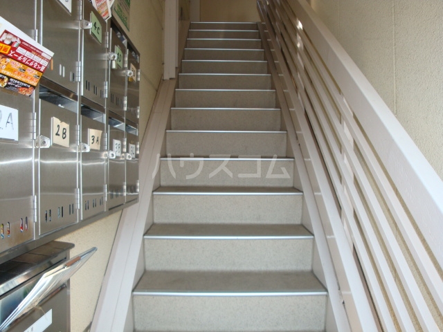 20/28 エントランス