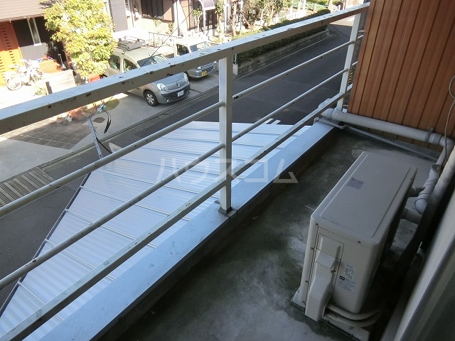 23/30 バルコニー