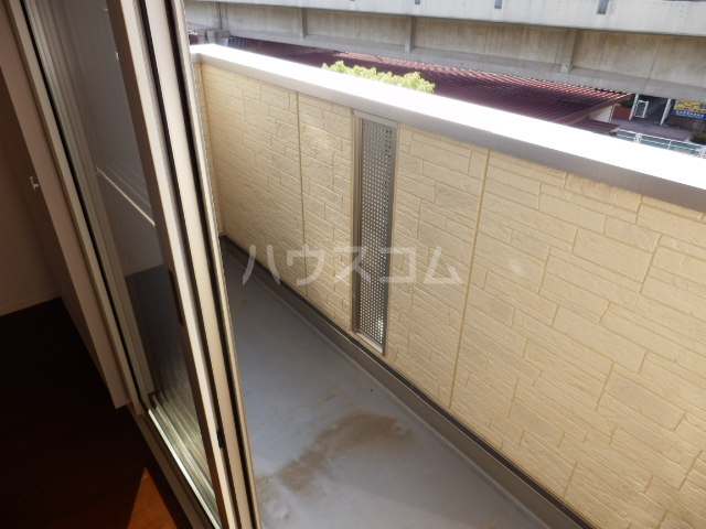 19/30 バルコニー