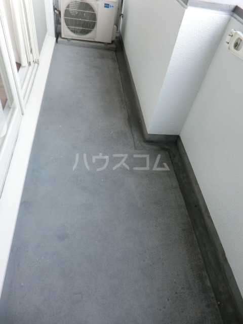 19/30 バルコニー